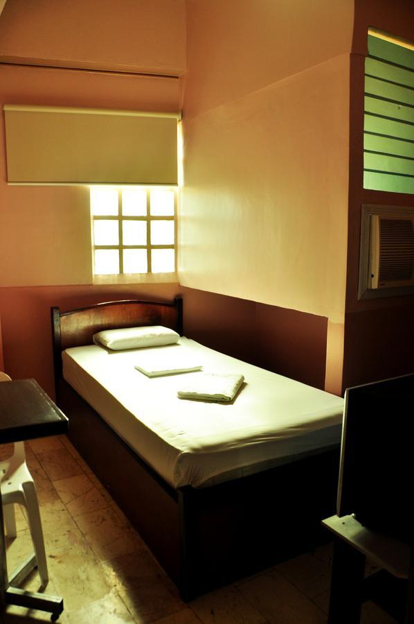 Gv Hotel - Talisay City Eksteriør bilde